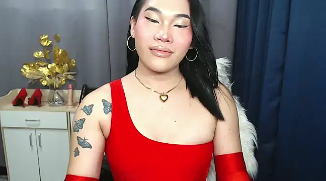 Snapshot of Ur_Fantastic_Lina chatting on December 26, 2024, 1:32 pm Ur Fantastic Lina online show from December 26, 2024, 1:32 pm