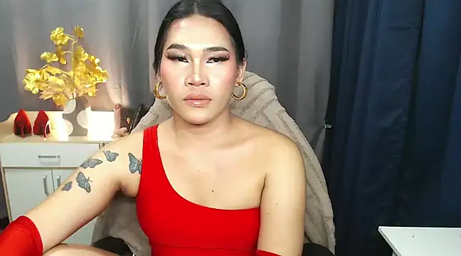 Snapshot of Ur_Fantastic_Lina chatting on January 23, 2025, 5:21 pm Ur Fantastic Lina online show from January 23, 2025, 5:21 pm