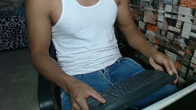 Snapshot of sexatlexx chatting on October 11, 2025, 2:22 am sexatlexx online show from October 11, 2025, 2:22 am