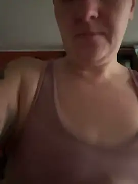 Snapshot of wetgerman_2 chatting on February 26, 2025, 11:41 am wetgerman 2 online show from February 26, 2025, 11:41 am