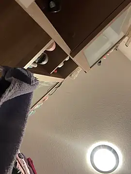 Snapshot of wetgerman_2 chatting on March 12, 2025, 5:17 pm wetgerman 2 online show from March 12, 2025, 5:17 pm