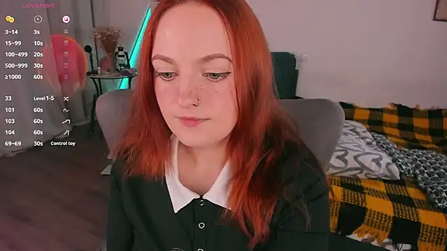 Alice CutePerv online show from October 27, 2025, 12:31 pm