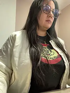 SWEETLILY18 online show from January 23, 2025, 11:48 am