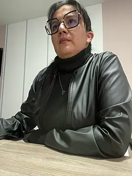 SWEETLILY18 online show from March 20, 2025, 11:16 am