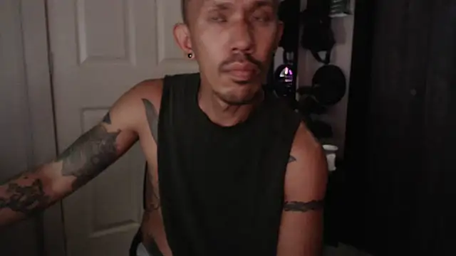 Snapshot of inc25cb@xh chatting on January 17, 2025, 5:21 am inc25cbxh online show from January 17, 2025, 5:21 am