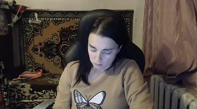 Snapshot of AlisaLaDiva chatting on December 11, 2024, 8:39 pm AlisaLaDiva online show from December 11, 2024, 8:39 pm