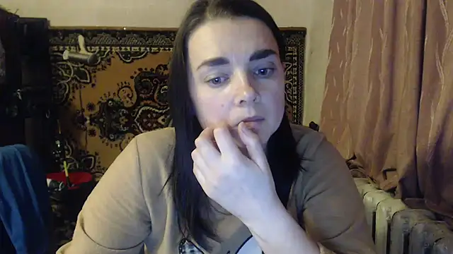 Snapshot of AlisaLaDiva chatting on February 1, 2025, 9:40 pm AlisaLaDiva online show from February 1, 2025, 9:40 pm