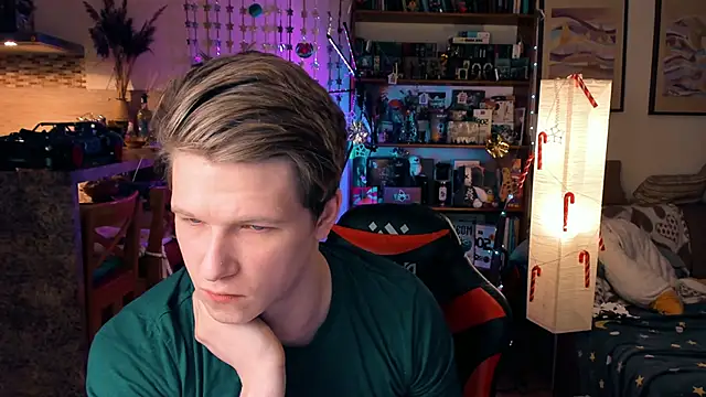 Breston Sweet online show from December 18, 2024, 5:10 pm