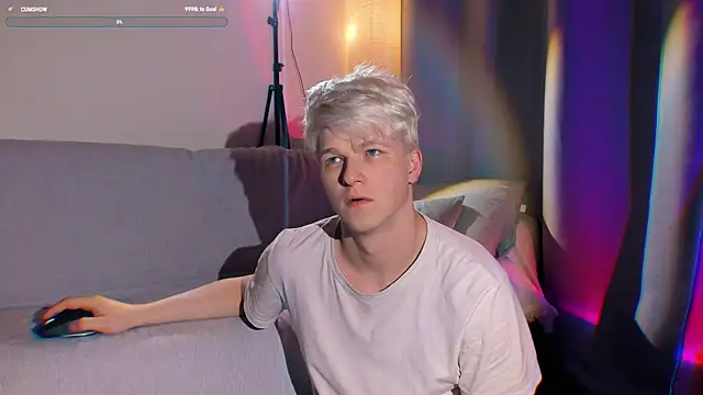 Breston Sweet online show from October 23, 2025, 3:06 am