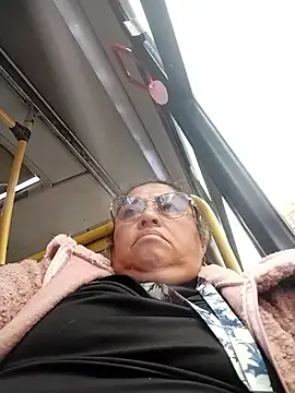 Keyla01  online show from January 13, 2026, 5:29 pm