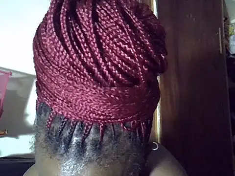 sugarsweetsugar online show from May 25, 2026, 5:35 am