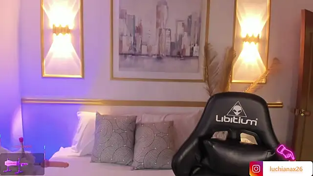 lucy26  online show from January 19, 2025, 2:25 am