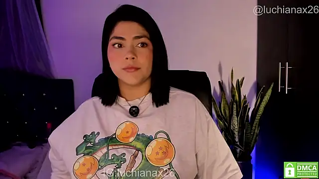 lucy26  online show from May 27, 2026, 3:36 am