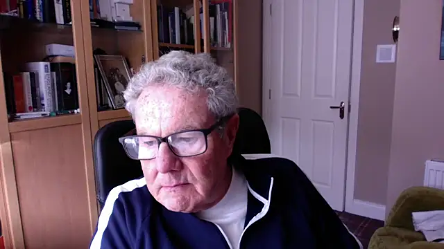 Snapshot of Oldpistolpete chatting on March 4, 2025, 3:04 pm Oldpistolpete online show from March 4, 2025, 3:04 pm