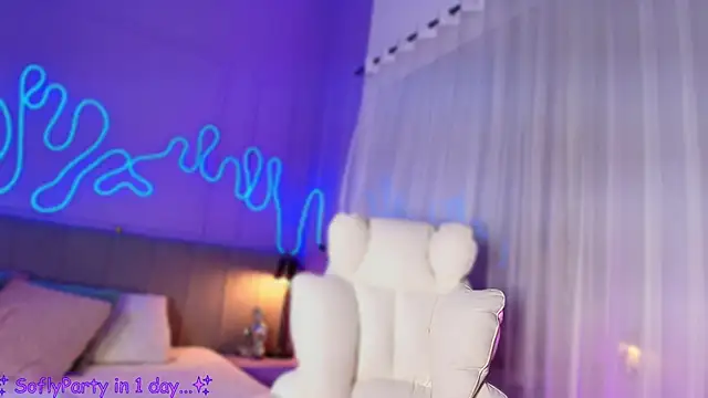 Sofly s online show from April 1, 2026, 1:41 pm