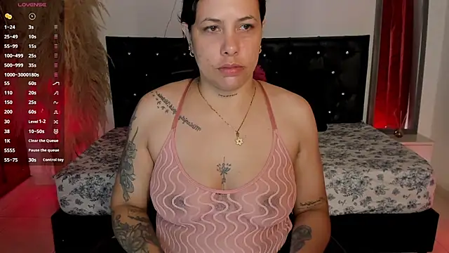 Snapshot of Bianka_olivetto021 chatting on March 7, 2025, 12:37 am Bianka olivetto021 online show from March 7, 2025, 12:37 am