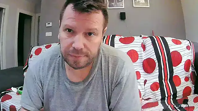 Snapshot of txan9876 chatting on November 23, 2025, 10:59 am txan9876 online show from November 23, 2025, 10:59 am