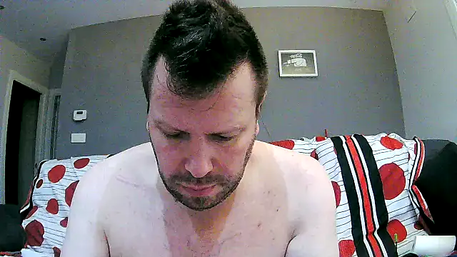 Snapshot of txan9876 chatting on November 24, 2025, 2:28 pm txan9876 online show from November 24, 2025, 2:28 pm