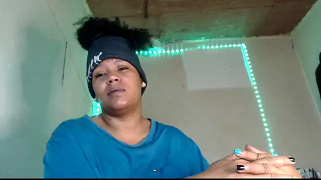 Snapshot of cherry_cleou chatting on July 9, 2026, 12:31 pm cherry cleou online show from July 9, 2026, 12:31 pm