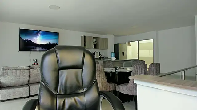 Frank Farrell online show from March 13, 2025, 9:16 pm