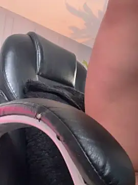 Frank Farrell online show from April 3, 2026, 7:01 pm