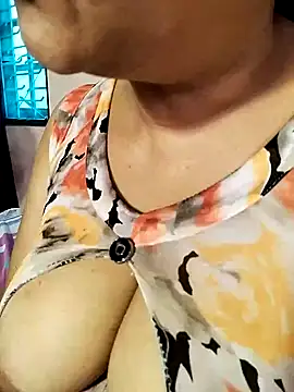 Snapshot of tharu_sweet chatting on February 26, 2025, 5:53 am tharu sweet online show from February 26, 2025, 5:53 am