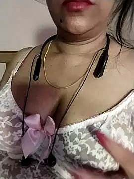 Snapshot of tharu_sweet chatting on September 14, 2025, 6:29 pm tharu sweet online show from September 14, 2025, 6:29 pm