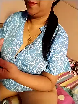 Snapshot of tharu_sweet chatting on October 10, 2025, 6:45 am tharu sweet online show from October 10, 2025, 6:45 am