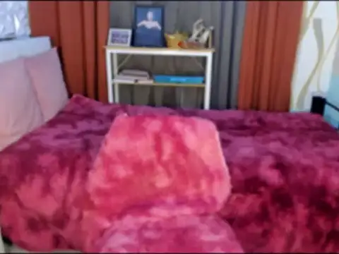 Laura yourhottestbabe123 online show from January 22, 2025, 11:45 am