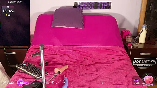 Snapshot of Joy_Latoya chatting on February 3, 2025, 9:30 am Joy Latoya online show from February 3, 2025, 9:30 am