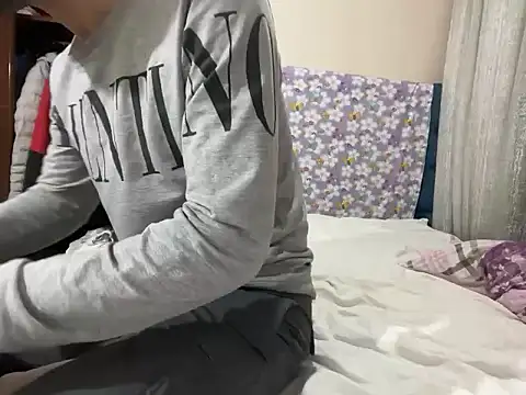 shokewavexh online show from December 18, 2025, 5:52 pm