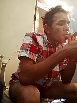 Snapshot of MarsWood chatting on November 6, 2025, 11:15 pm MarsWood online show from November 6, 2025, 11:15 pm