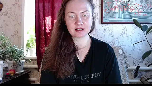 EmilyDoth online show from April 9, 2026, 4:34 am