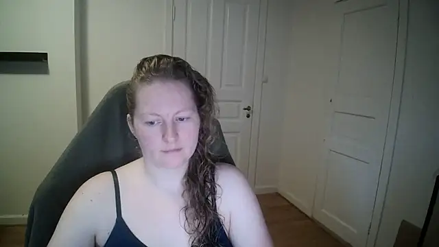 Girlnina-1995 online show from February 4, 2025, 11:49 am