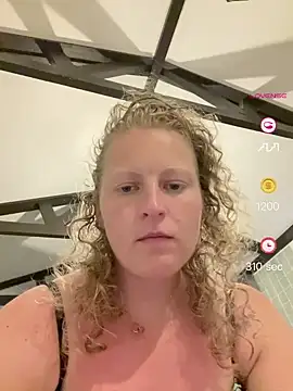 Snapshot of Girlnina-1995 chatting on June 2, 2026, 5:37 pm Girlnina-1995 online show from June 2, 2026, 5:37 pm