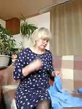 Snapshot of IrmaRose chatting on January 24, 2025, 12:52 pm IrmaRose online show from January 24, 2025, 12:52 pm