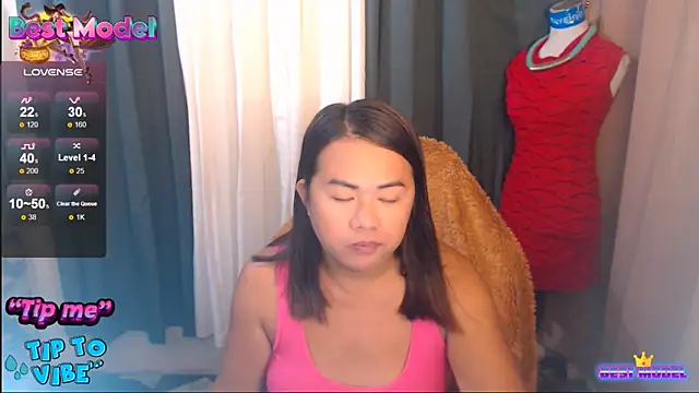 Snapshot of MagnificatMistress chatting on November 24, 2025, 1:27 am MagnificatMistress online show from November 24, 2025, 1:27 am