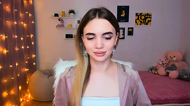 aPieceOfJoy online show from December 25, 2024, 11:31 pm