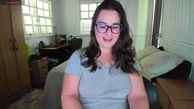 anna love hot online show from November 19, 2025, 5:02 pm