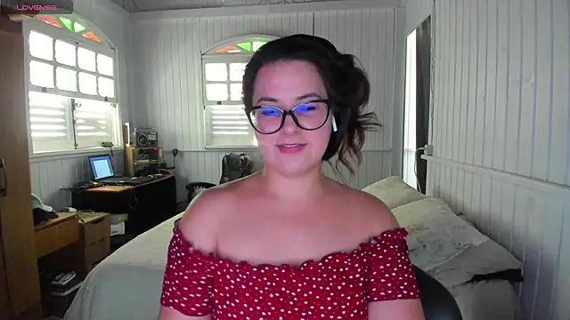 anna love hot online show from December 18, 2025, 6:36 pm