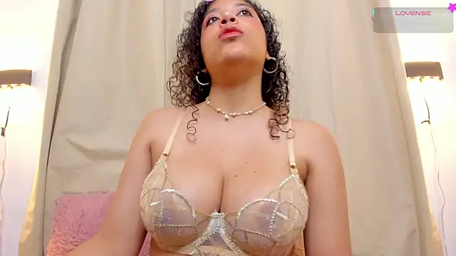 Snapshot of LilyBrunette chatting on July 26, 2026, 12:19 am LilyBrunette online show from July 26, 2026, 12:19 am