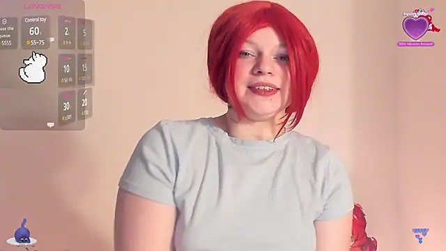 Snapshot of SueNiceeeee chatting on March 3, 2025, 1:42 am SueNiceeeee online show from March 3, 2025, 1:42 am