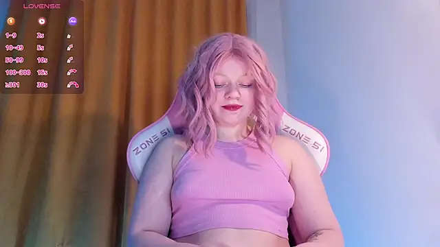 Snapshot of SueNiceeeee chatting on February 11, 2026, 10:59 pm SueNiceeeee online show from February 11, 2026, 10:59 pm