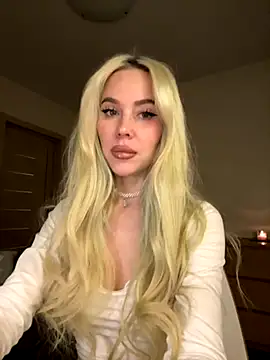 xDinnax online show from October 16, 2025, 12:50 pm