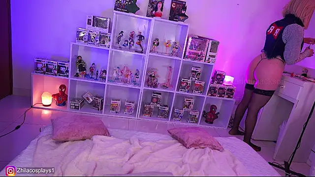 charlottejacks online show from November 10, 2025, 1:37 am