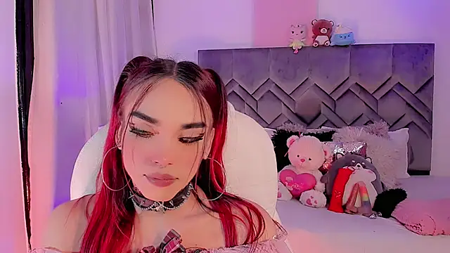 LeyXandrabraz online show from December 14, 2024, 11:45 pm