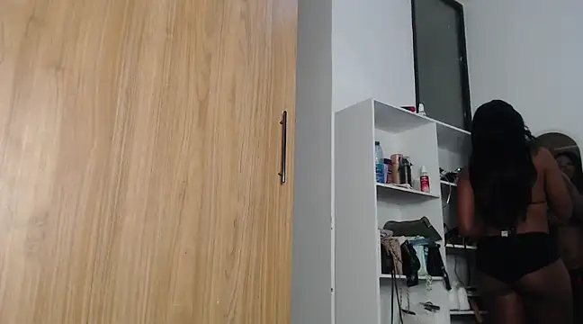 Snapshot of peeky_pinky chatting on March 2, 2025, 3:45 am peeky pinky online show from March 2, 2025, 3:45 am