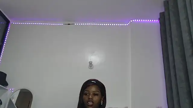 Snapshot of peeky_pinky chatting on November 5, 2025, 12:43 am peeky pinky online show from November 5, 2025, 12:43 am