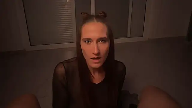 Snapshot of RhiCon chatting on February 10, 2026, 1:21 am RhiCon online show from February 10, 2026, 1:21 am