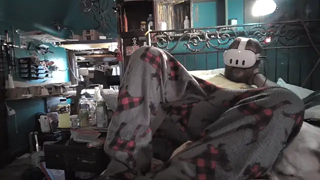 charactrzero online show from March 14, 2026, 12:21 pm